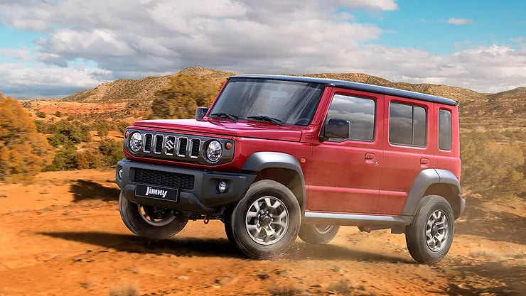 Conquering Mountains: How the Suzuki Jimny Handles Extreme Terrains.