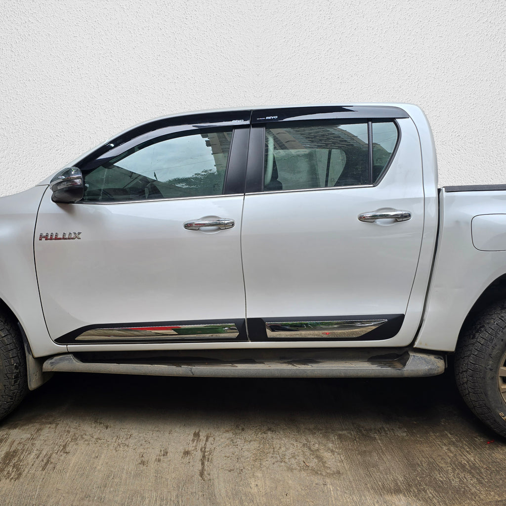 Hilux - Door Cladding Chrome