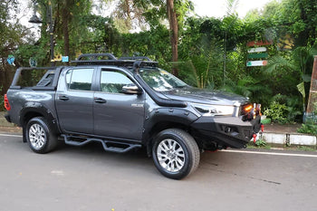Defender Full Rack Roll Bar: Enhance your Hilux With Futurz4x4 Customization